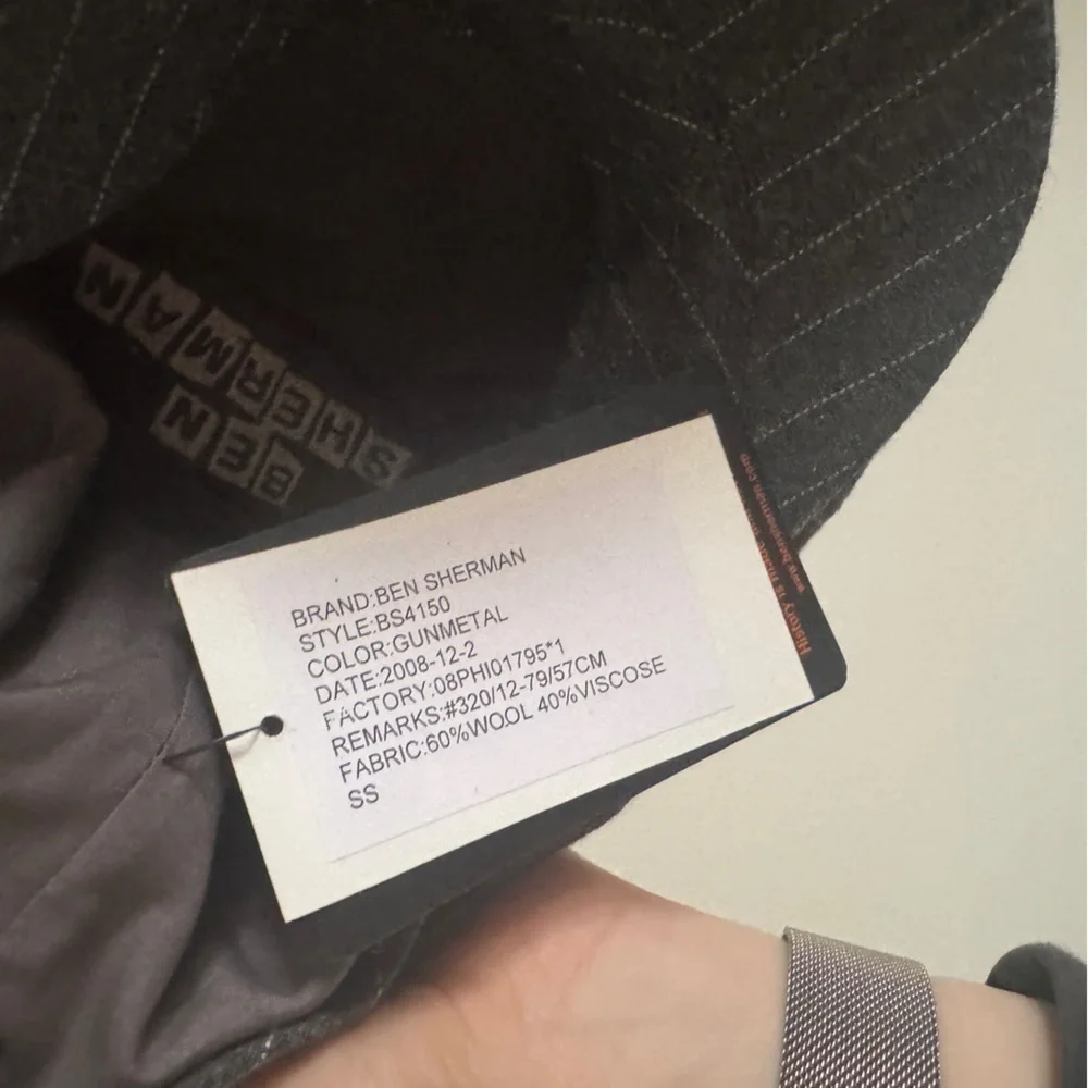 NEW Men’s Ben Sherman Wool Blend Driver Gatsby Cap Gray Pinstripe S/M